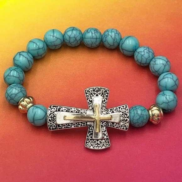 🌼 Turquoise Look Blue Beaded Sideways Cross Stretch Bracelet - Picture 1 of 2